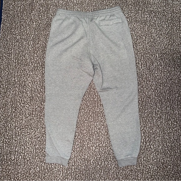 Nike Club Sweats - Picture 4 of 4